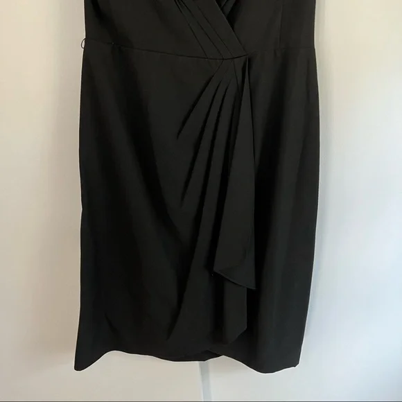 NWT Michael Kors Black Sheath Dress with Belt, Size 8 - Picture 5 of 7
